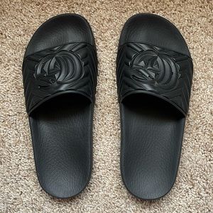Gucci Matelassé Rubber Slides